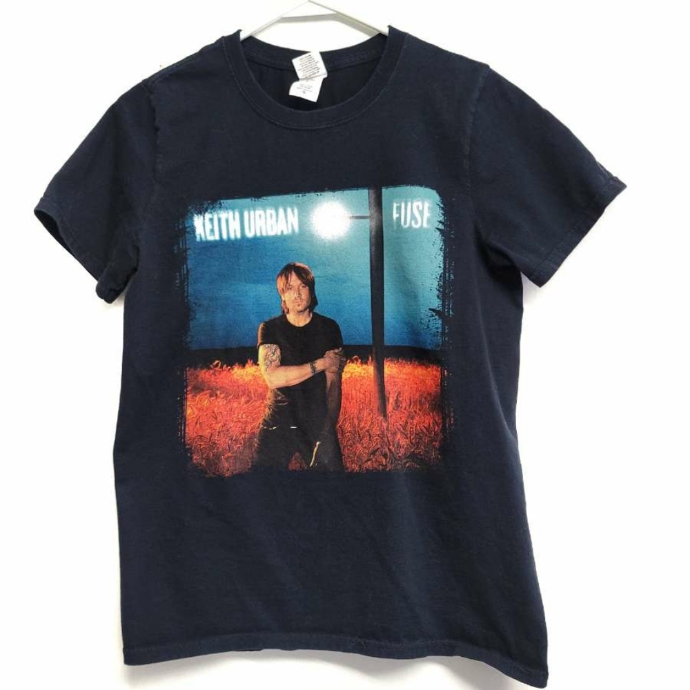 Keith Urban Fuse tour shirt